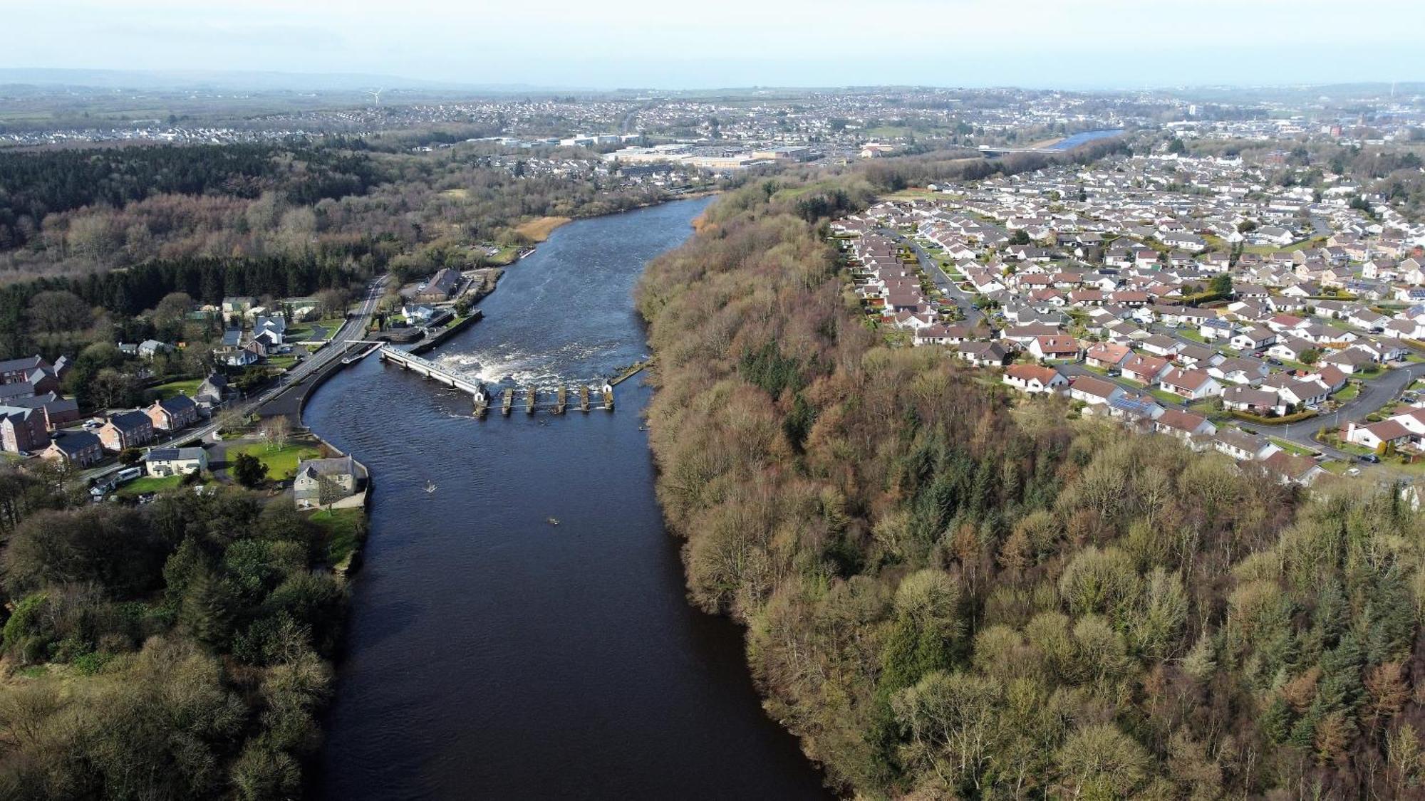 Golf & Family Chill Cottage, Hot-tub, 10 Min Coleraine