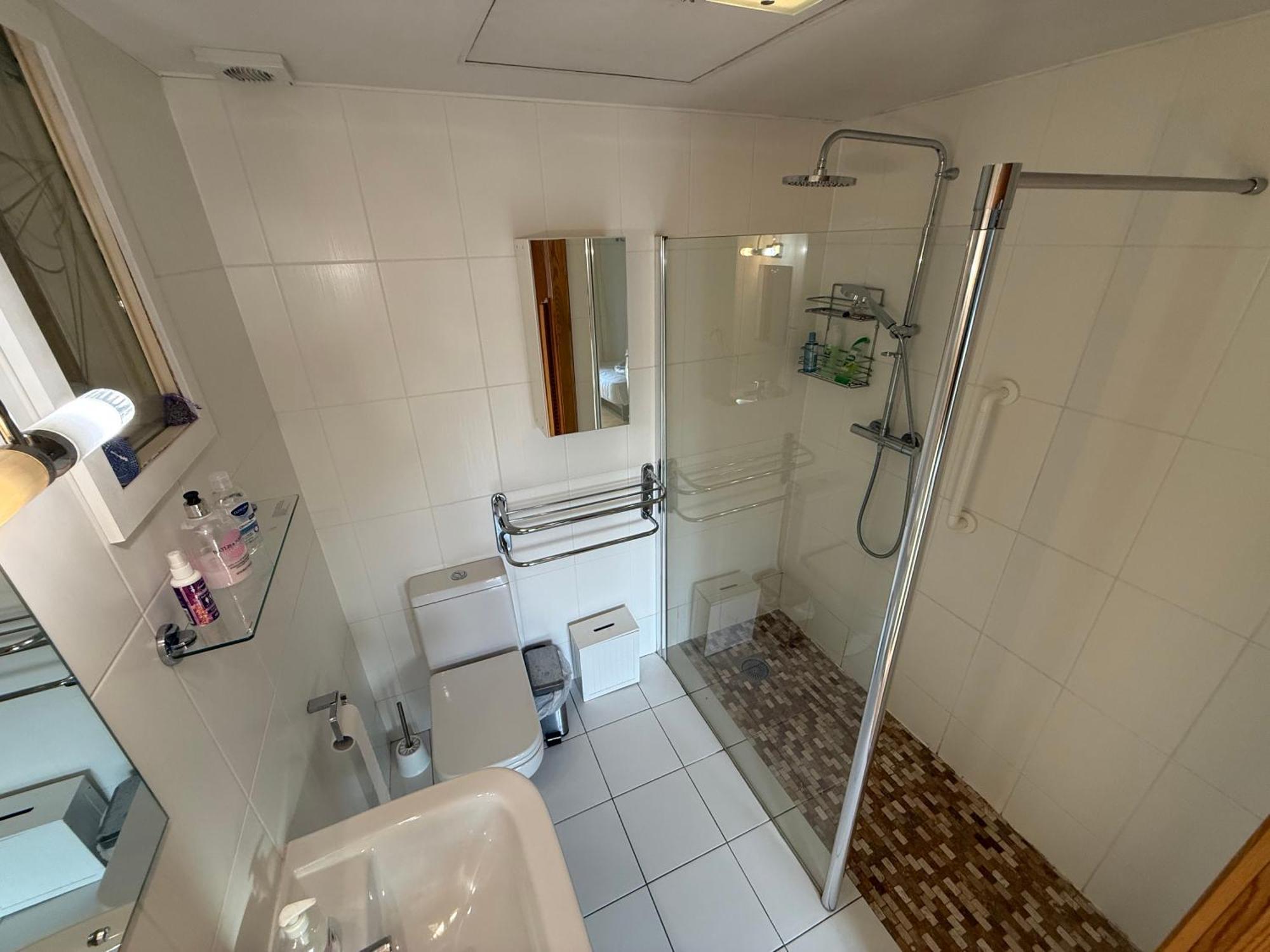 Golf & Family Chill Cottage, Hot-tub, 10 Min Holiday home Coleraine
